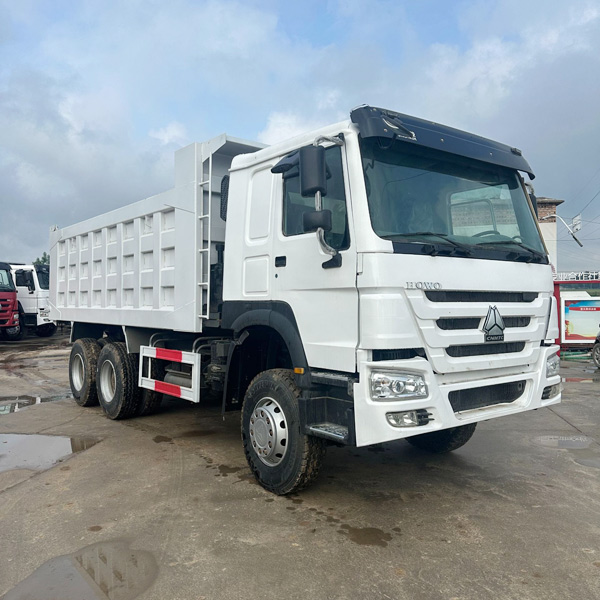 HOWO 6X4 dump truck