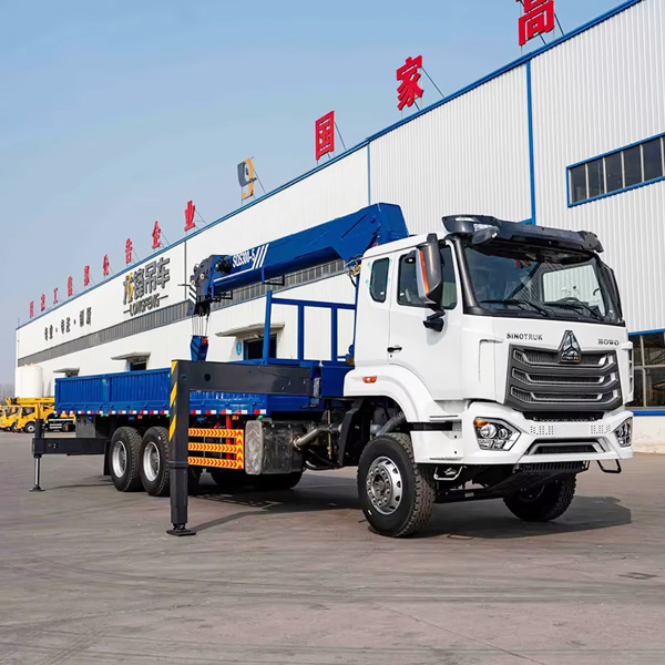 HOWO Truck Mounted Crane