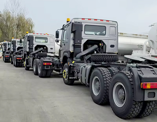 Used HOWO 6X4 Tractor Trailer